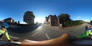 ベルギーの道を行く
