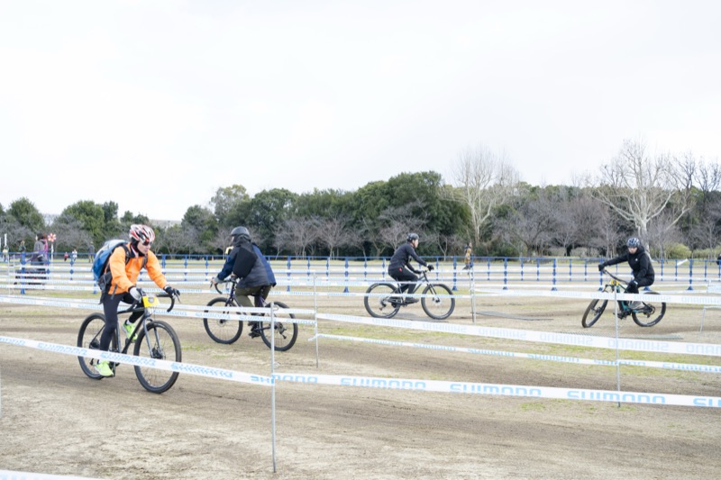 トークステージ