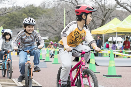 キッズ自転車ひろば