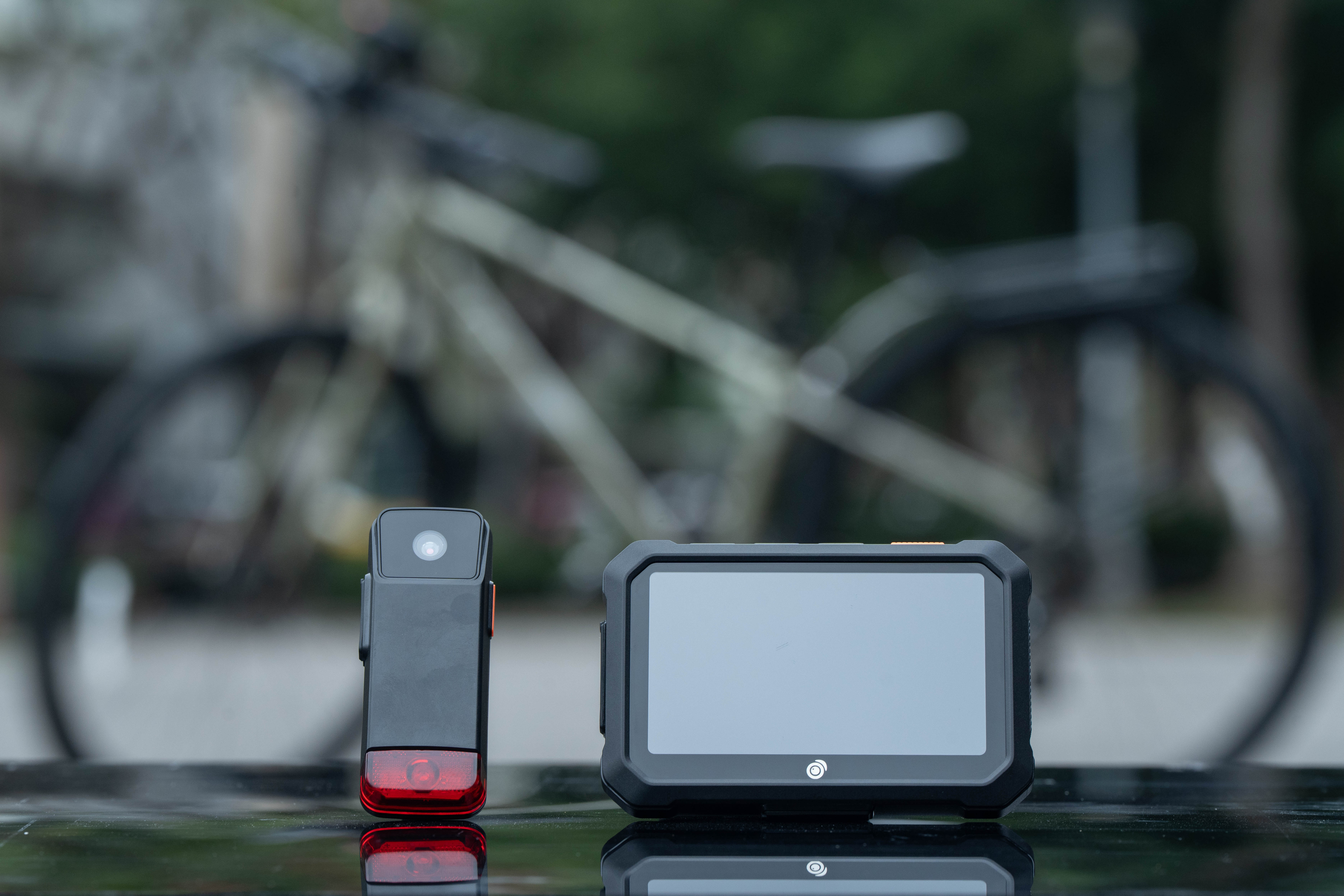 Bike Radar E-Mirror: Smart Rear Awareness for Safer Cycling