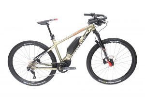 AX511A　Adventure Trekker