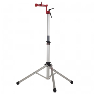 愛車の整備にはこだわりのワークスタンドを!